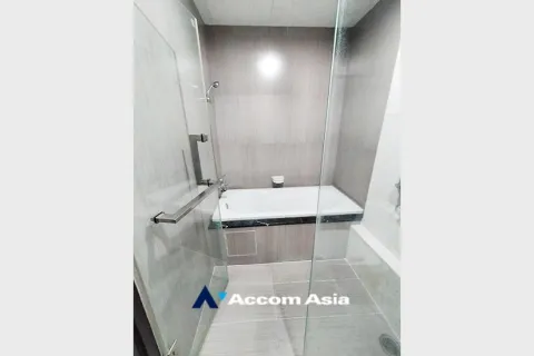 Condo in Watthana, Bangkok, Thailand, 2 bedrooms  № 214509 - photo 9