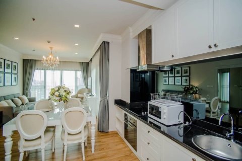 Кондоминиум с 2 спальнями в Ваттхане, Бангкок, Таиланд № 133884 - фото 4