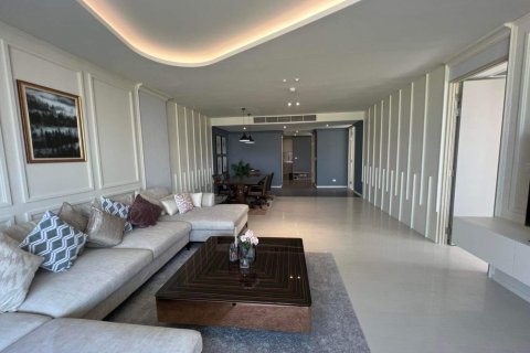 Villa in Hua Hin, Thailand 3 bedrooms № 133882 - photo 14