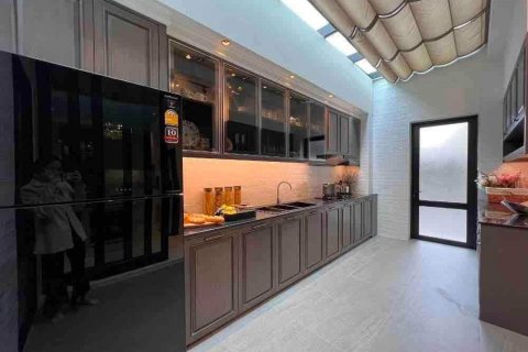 Villa à Sathon, Bangkok, Thaïlande 4 chambres № 133886 - photo 18