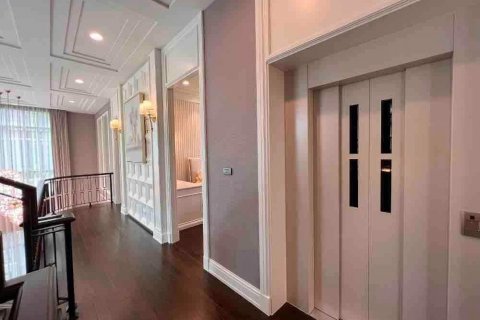 Villa à Sathon, Bangkok, Thaïlande 4 chambres № 133886 - photo 17