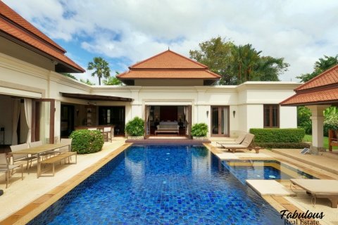 Villa in Bang Tao, Thailand 4 bedrooms № 179688