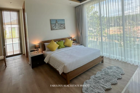 Villa in Bang Tao, Thailand 3 bedrooms № 179687 - photo 13