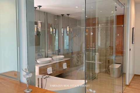 Villa in Bang Tao, Thailand 3 bedrooms № 179687 - photo 8