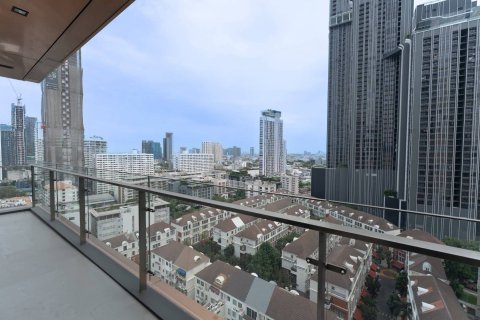 Condo in Bangkok, Thailand, 2 bedrooms  № 180466 - photo 5