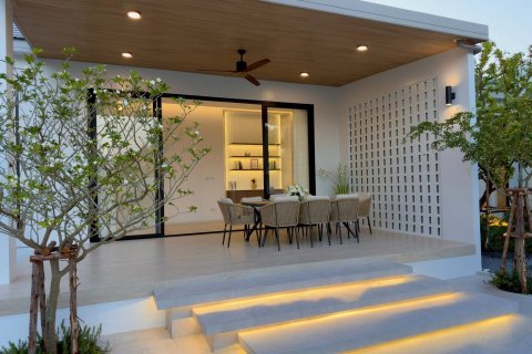 Maison à Pattaya, Thaïlande 4 chambres № 180467 - photo 6