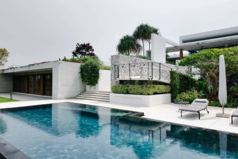 House in Pattaya, Thailand 5 bedrooms № 180465 - photo 24