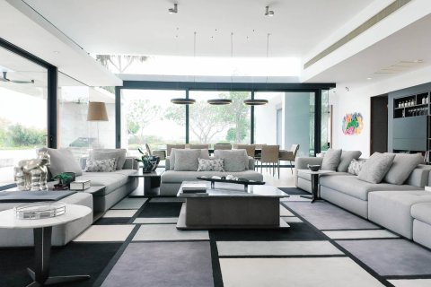 House in Pattaya, Thailand 5 bedrooms № 180465 - photo 10