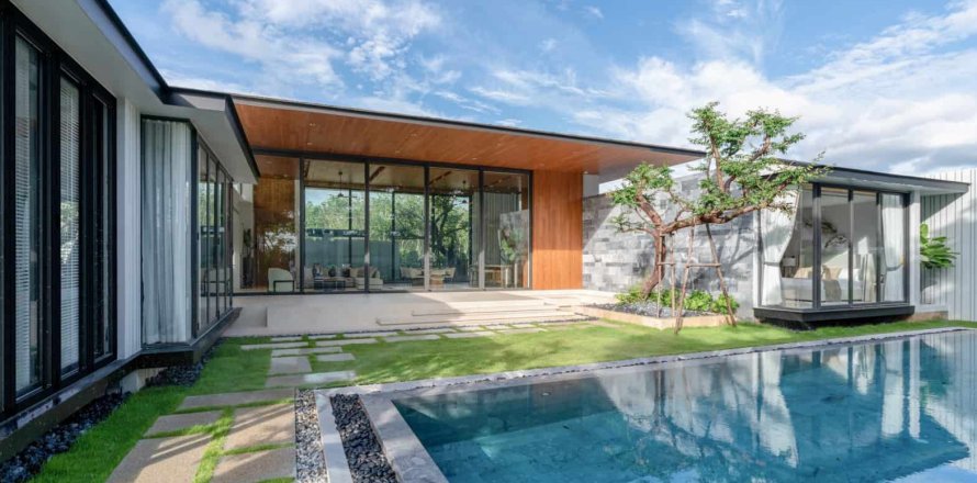 Villa in Bang Tao, Thailand 4 bedrooms № 166443