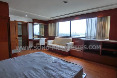 Кондоминиум с 3 спальнями в Бангкоке, Таиланд № 144133 - фото 7