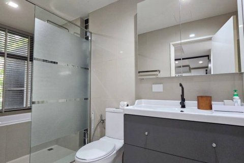 Condo in Kathu, Thailand, 1 bedroom  № 146872 - photo 5