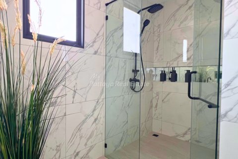 House in Bang Lamung, Thailand 2 bedrooms № 209176 - photo 27