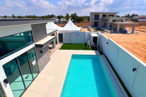 House in Bang Lamung, Thailand 2 bedrooms № 209176 - photo 4