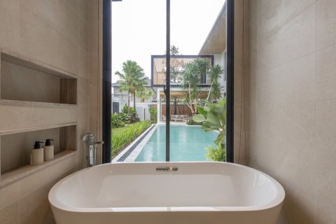 Villa in Pattaya, Thailand 5 bedrooms № 209179 - photo 10