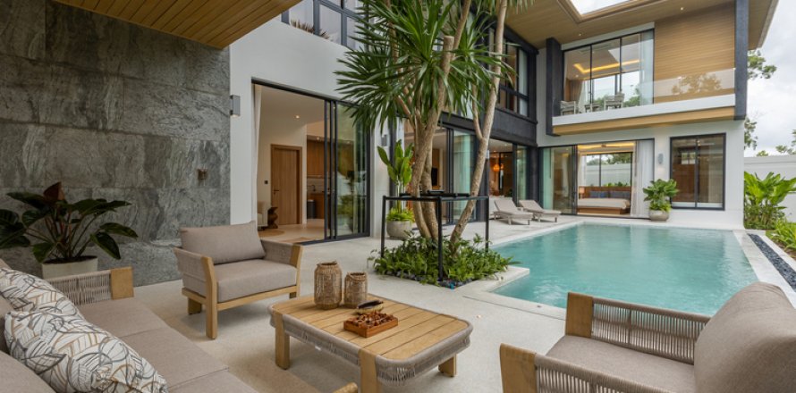 Villa in Pattaya, Thailand 5 bedrooms № 209179