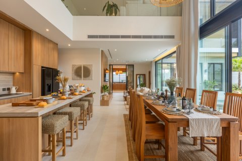 Villa in Pattaya, Thailand 5 bedrooms № 209179 - photo 6