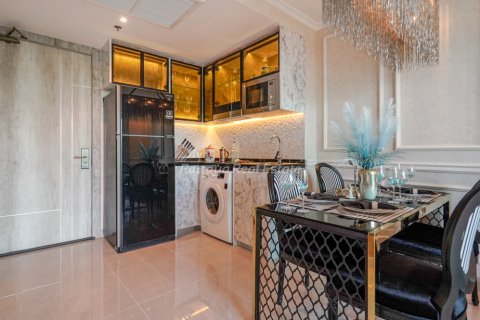 Condo in Bang Lamung, Thailand, 1 bedroom  № 209174 - photo 2