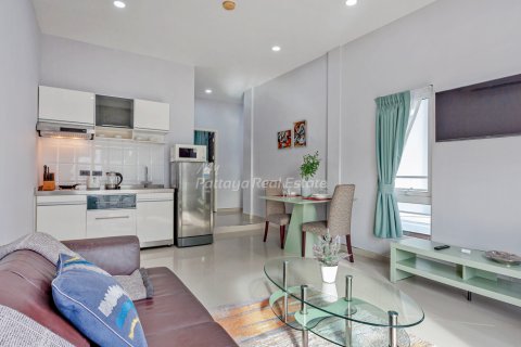 Townhouse in Bang Lamung, Thailand 8 bedrooms № 209175 - photo 21