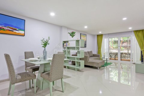 Townhouse in Bang Lamung, Thailand 8 bedrooms № 209175 - photo 9