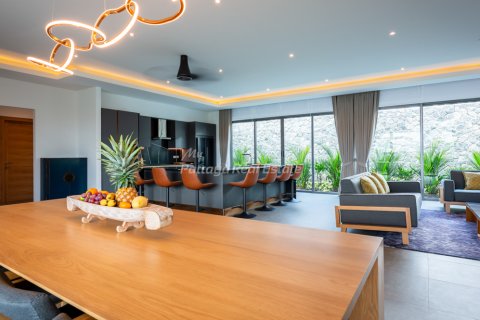 House in Pattaya, Thailand 4 bedrooms № 203362 - photo 21