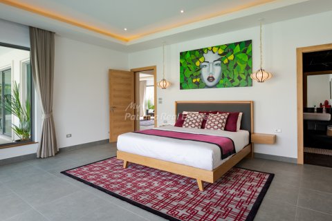 House in Pattaya, Thailand 4 bedrooms № 203362 - photo 24