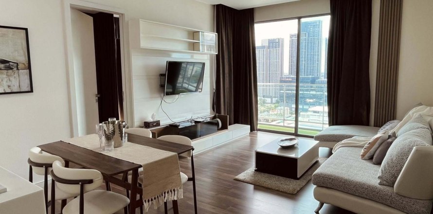Condo à Phra Khanong, Bangkok, Thaïlande, 2 chambres  № 163295