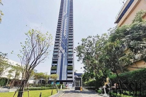 Condo in Samut Prakan, Thailand, 2 bedrooms  № 148316 - photo 10