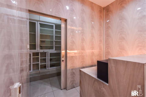 Commercial property in Bangkok, Thailand 189 sq.m. № 190481 - photo 15