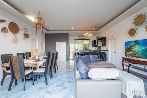 Villa in Ko Samui, Thailand 5 bedrooms № 146989 - photo 8