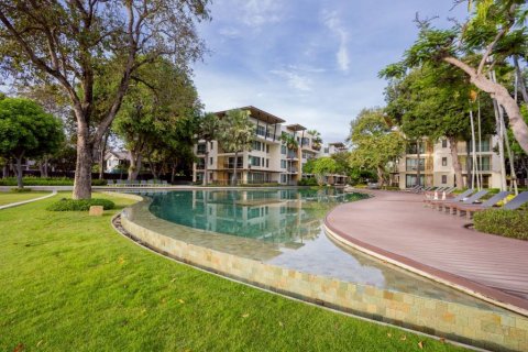 Condo in Hua Hin, Thailand, 2 bedrooms  № 146992 - photo 8