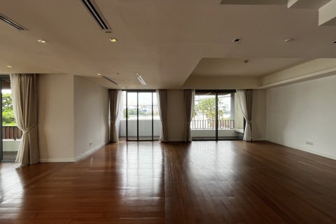 Condo in Yan Nawa, Bangkok, Thailand, 3 bedrooms № 201280 - photo 6