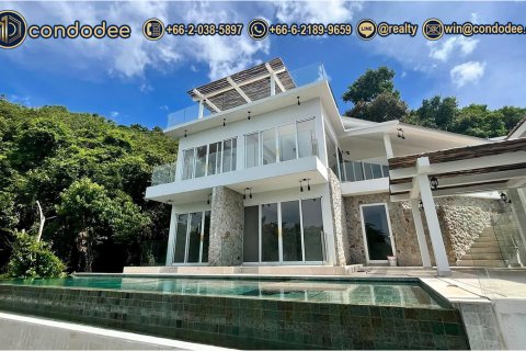 House in Bangkok, Thailand 4 bedrooms № 201278 - photo 1