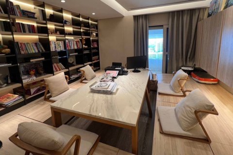 คอนโดมิเนียมในวัฒนา, กรุงเทพฯ, ประเทศไทย, 4 ห้องนอน № 201274 - รูปถ่าย 2