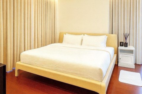 Кондоминиум с 2 спальнями в Ваттхане, Бангкок, Таиланд № 164179 - фото 5