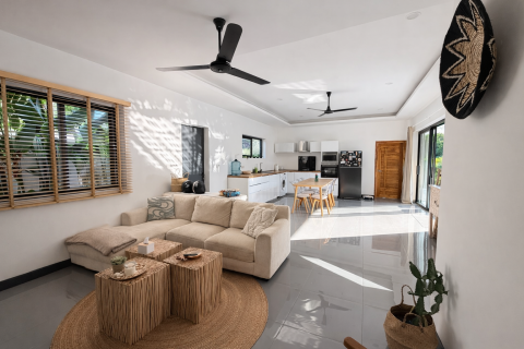 Villa in Ko Samui, Thailand 3 bedrooms № 164175 - photo 2