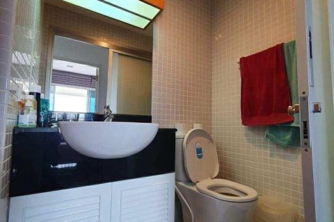 Condo à Hua Hin, Thaïlande, 2 chambres  № 164178 - photo 11