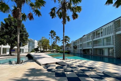 Eigentumswohnung in Hua Hin, Thailand, 2 Schlafzimmer  № 221992 - Foto 2