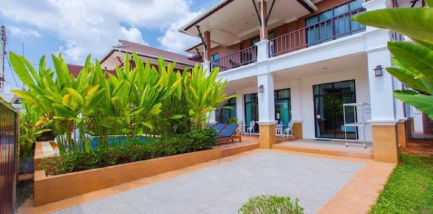 House in Ao Nang, Thailand 4 bedrooms № 194104