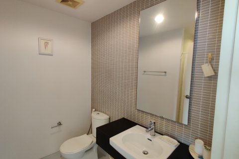 Condo à Hua Hin, Thaïlande, 2 chambres № 156530 - photo 10