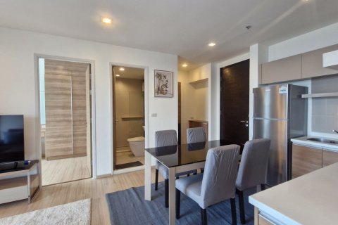 Квартира в Клонг Тоэй, Бангкок, Таиланд с 2 спальнями  № 156531 - фото 8