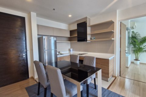 Квартира в Клонг Тоэй, Бангкок, Таиланд с 2 спальнями  № 156531 - фото 7