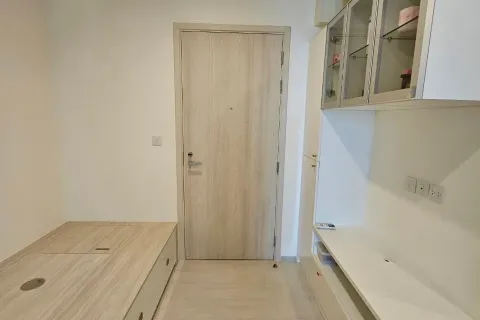 Studio dans le Condo à Huai Khwang, Bangkok, Thaïlande  № 156535 - photo 2