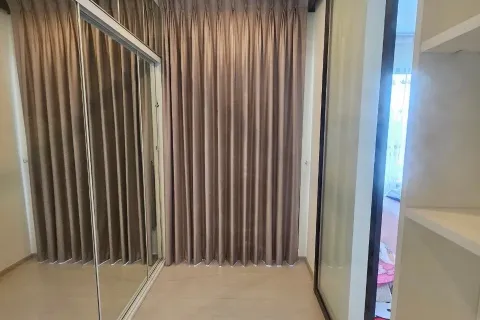 Studio dans le Condo à Huai Khwang, Bangkok, Thaïlande  № 156535 - photo 5