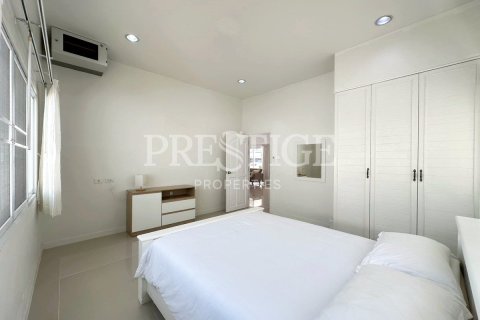 Casa de 3 dormitorios en Pattaya, Tailandia № 209296 - foto 19