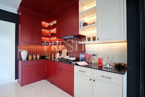 Casa de 4 dormitorios en Pattaya, Tailandia № 209299 - foto 8