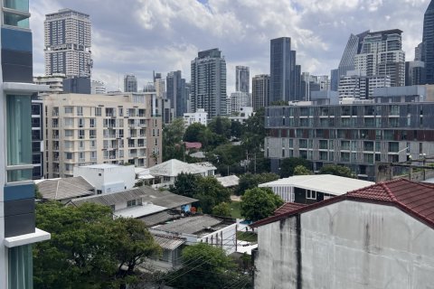 Studio dans le Condo à Watthana, Bangkok, Thaïlande  № 137271 - photo 8
