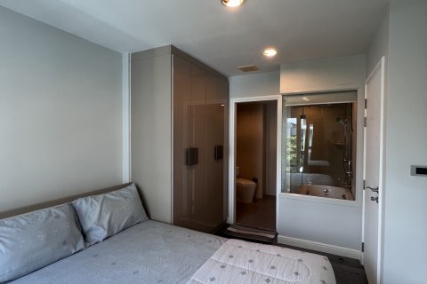 Studio dans le Condo à Watthana, Bangkok, Thaïlande  № 137271 - photo 4