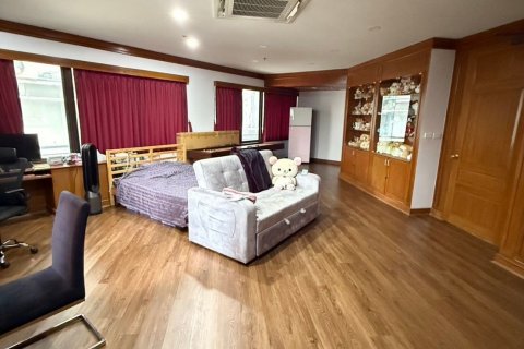 Кондоминиум с 2 спальнями в Ваттхане, Бангкок, Таиланд № 137272 - фото 5