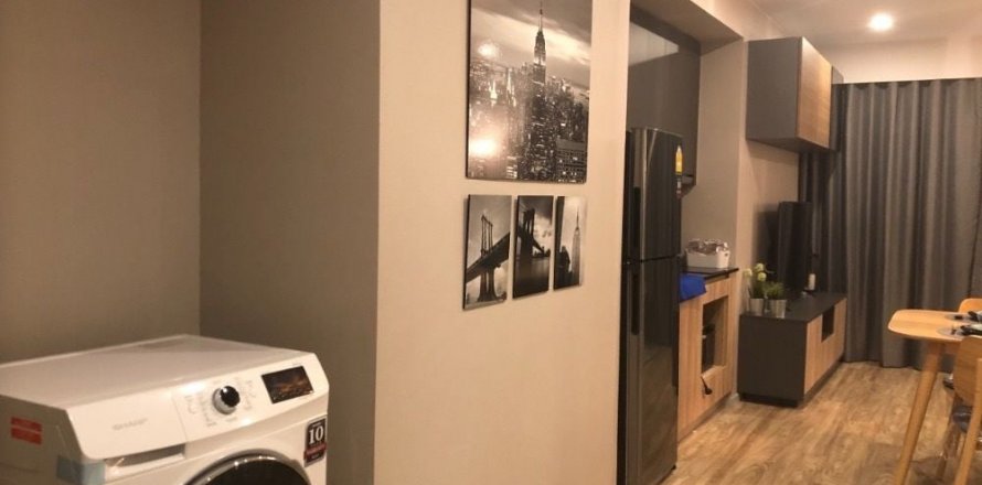 Кондоминиум с 2 спальнями в Сатхоне, Бангкок, Таиланд № 137268