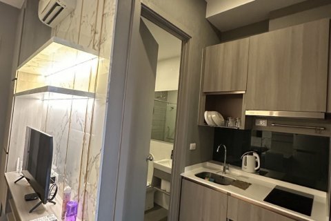Condo à Watthana, Bangkok, Thaïlande, 2 chambres  № 137273 - photo 10